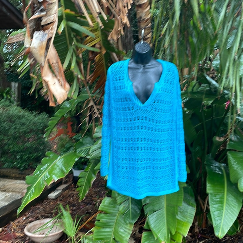 Peck and peck crochet top